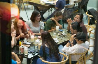 [☕️🇻🇳] DoveZi Coffee 🥤 Top1Coffee ☕️ Mùng Ba là ngày của họp lớp và họp nhóm bạn  #mung3  #tet2024 #caphetayninh #dovezicoffee
(*) 𝗗𝗼𝘃𝗲𝗭𝗶 𝗖𝗼𝗳𝗳𝗲𝗲 – 258 Nguyễn Văn R , shares-0✔️ , likes-48❤️️ , date-2024-02-12 11:40:17🇻🇳🇻🇳🇻🇳📰🆕