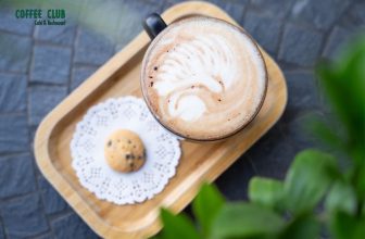 [☕️🇻🇳] Coffee Club 🥤 Top1Coffee ☕️ Ngày đông đã về, không gian lạnh giá sẽ trở nên ấm áp hơn với tách latte nóng hổi tại Coffee Club.
Latte với sự kết hợp hoàn hả , shares-0✔️ , likes-7❤️️ , date-2024-01-28 02:00:22🇻🇳🇻🇳🇻🇳📰🆕