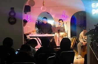 [☕️🇻🇳] Cà Phê Không 🥤 Top1Coffee ☕️  Còn nốt buổi #Livemusic tối mai (1/2) là chúng ta nghỉ Tết rồi ( vì thứ 5 tuần sau là 29 Tết rồi) nên mọi người tranh thủ qua c , shares-0✔️ , likes-12❤️️ , date-2024-01-31 03:33:27🇻🇳🇻🇳🇻🇳📰🆕