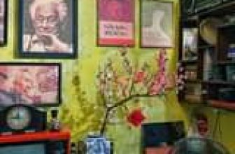 [☕️🇻🇳] NAM house 🥤 Top1Coffee ☕️ trưa Chúa nhật, yên ắng
nhấm nháp 1 ly cà phê trứng
lặng nghe mấy bản nhạc cũ của bác Phạm Duy
và ngắm nhánh đào mini đang to , shares-0✔️ , likes-19❤️️ , date-2024-01-28 06:25:02🇻🇳🇻🇳🇻🇳📰🆕