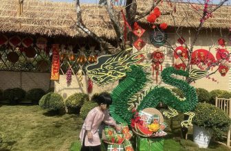 [☕️🇻🇳] Mê Linh Coffee Garden 🥤 Top1Coffee ☕️ Thấy 𝐌𝐞̂ 𝐋𝐢𝐧𝐡 𝐂𝐨𝐟𝐟𝐞𝐞 𝐆𝐚𝐫𝐝𝐞𝐧 là thấy Tết   Chỉ cần giơ điện thoại lên, góc nào ở 𝐌𝐞̂ 𝐋𝐢𝐧𝐡 cũng tràn đầy hương vị Tết”   Tết này b , shares-5✔️ , likes-28❤️️ , date-2024-02-09 00:59:24🇻🇳🇻🇳🇻🇳📰🆕