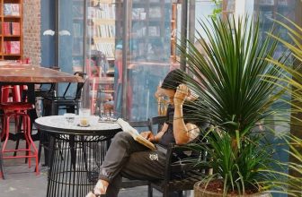 [☕️🇻🇳] Nhã Nam Books N’ Coffee 🥤 Top1Coffee ☕️ Đôi khi, chỉ cần một nơi đủ yên tĩnh để chìm vào suy nghĩ của riêng mình. Không phải một nơi quá thân thuộc như nhà, lại chẳng c , shares-0✔️ , likes-29❤️️ , date-2024-03-03 06:26:12🇻🇳🇻🇳🇻🇳📰🆕