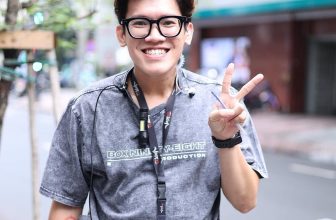 [☕️🇻🇳] Phiêu Acoustic Cafe 🥤 Top1Coffee ☕️ Đúng người sẽ hạnh phúc, đúng 20h15 Phiêu lên nhạc nha cả nhà
#ACOUSTICNIGHTEm gửi đội hình tối nay nhé :
Vocal : A Bờm
, shares-0✔️ , likes-12❤️️ , date-2024-03-06 04:51:43🇻🇳🇻🇳🇻🇳📰🆕