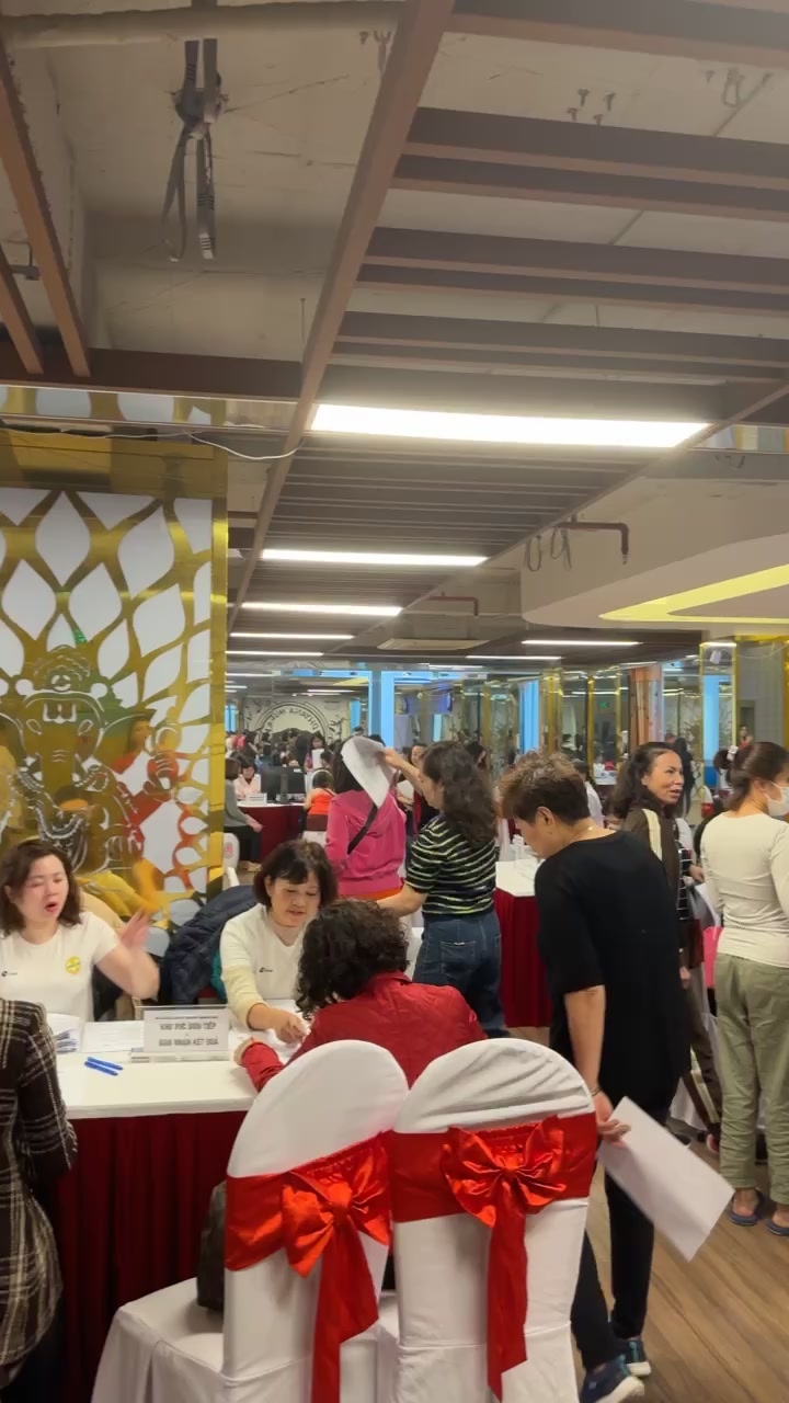 [🆕🇻🇳] Âmecopain Vietnam – Thương Hiệu Thời Trang Đồng Phục Đến Từ Hàn Quốc 👕 Top1Fashion 👗  It’s Âmecopain Vietnam!
Uniform fashion: a blend of professionalism and style.
___
© 𝐚̂𝐦𝐞 𝐜𝐨𝐩𝐚𝐢𝐧
Available in-store and online
Website:
Âmecopain Việ , shares-0✔️ , likes-9❤️️ , date-2024-03-09 00:30:11🇻🇳🇻🇳🇻🇳📰🆕