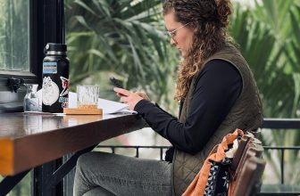 [☕️🇻🇳] La Farine 🥤 Top1Coffee ☕️ “𝐇𝐢𝐝𝐝𝐞𝐧 𝐠𝐞𝐦 𝐢𝐧 𝐭𝐡𝐞 𝐜𝐢𝐭𝐲”Chúng mình không thể quên được một bạn khách nước ngoài đến đây và để lại những lời khen đẹp đẽ cho kh , shares-1✔️ , likes-12❤️️ , date-2024-03-14 13:50:06🇻🇳🇻🇳🇻🇳📰🆕