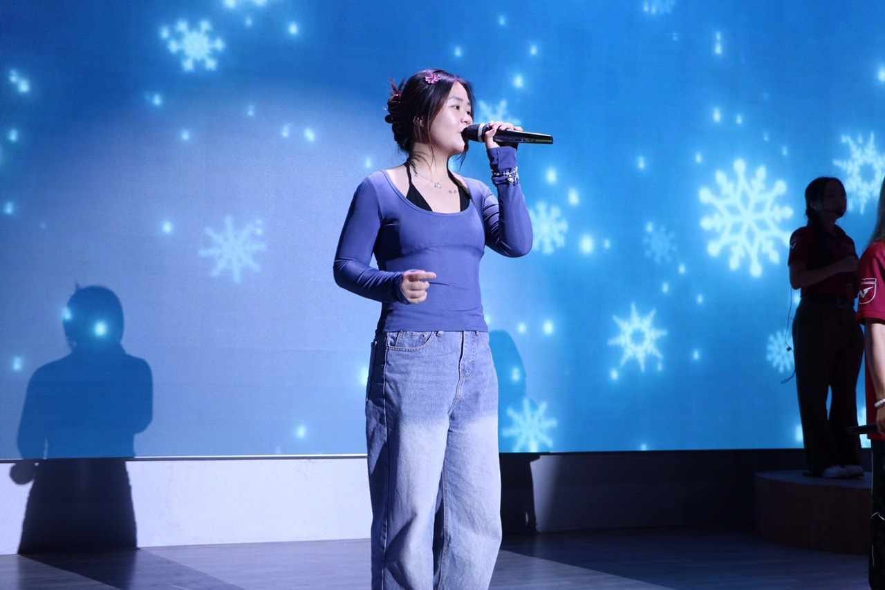 [☕️🇻🇳] Phiêu Acoustic Cafe 🥤 Top1Coffee ☕️ Một chủ nhật nghỉ ngơi, một chủ nhật êm đềm và không thể thiếu âm nhạc các bạn nhỉ !!!??
 #ACOUSTICNIGHT

    Em gửi đội hình tố , shares-0✔️ , likes-7❤️️ , date-2024-03-17 04:02:49🇻🇳🇻🇳🇻🇳📰🆕