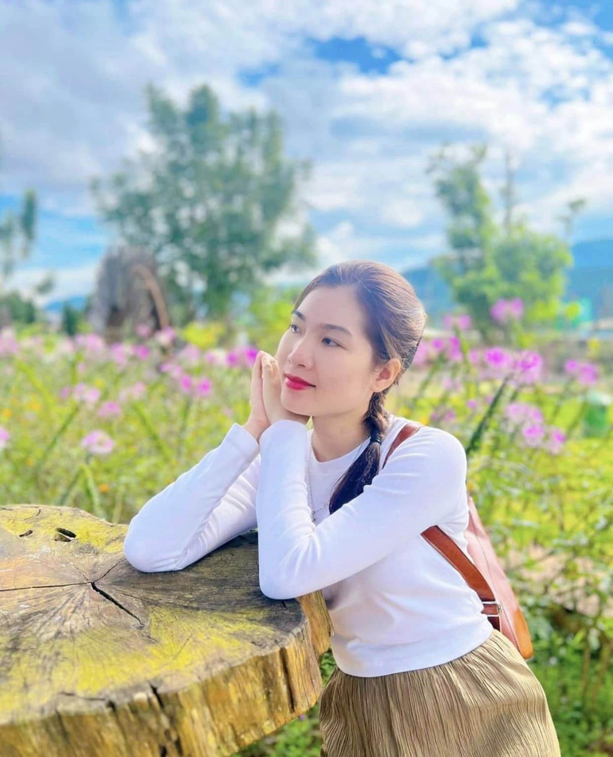 [☕️🇻🇳] Mê Linh Coffee Garden 🥤 Top1Coffee ☕️ Nếu có duyên chắc chắn sẽ gặp
Nếu không gặp… chắc chắn là chưa biết đến 𝐌𝐞̂ 𝐋𝐢𝐧𝐡 𝐂𝐨𝐟𝐟𝐞𝐞 𝐆𝐚𝐫𝐝𝐞𝐧 

Đừng để câu trả lời: “Ở đâu cũn , shares-5✔️ , likes-47❤️️ , date-2024-01-05 03:38:33🇻🇳🇻🇳🇻🇳📰🆕