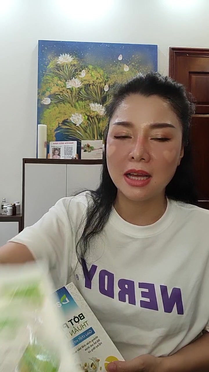 [🆕🇻🇳] Eddies D1 Diner – Eddie’s District 1 serves Authentically American Cuisine in our Original 1950’s Style Diner 🍔 Top1Food  🍜 Yep we’re OPEN and still running all of our promos!Step into Eddie’s D1 or D2 Today for a Big Juicy Burger Deal Every WednesdayIntroducing Saigon’s B , shares-0✔️ , likes-268❤️️ , date-2024-04-30 14:09:46🇻🇳🇻🇳🇻🇳📰🆕