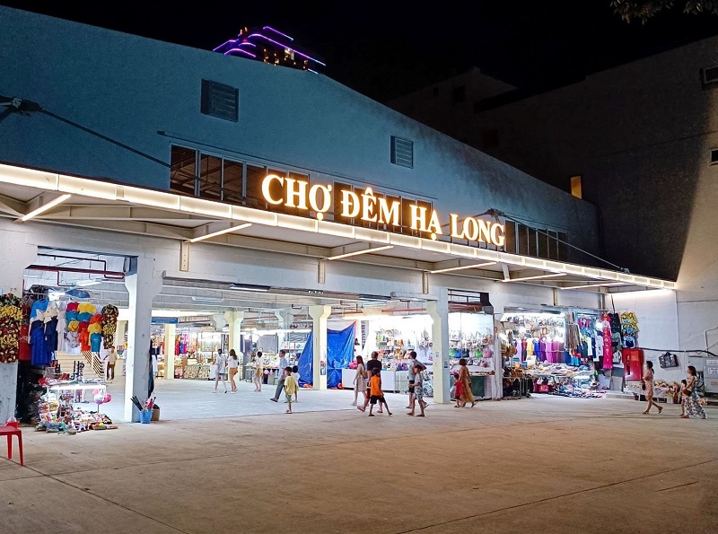 Địa điểm check in sống ảo đẹp ở Hạ Long nổi tiếng, độc đáo nhất. Chợ đêm Hạ Long