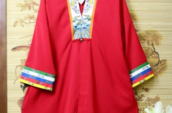 [🆕🇻🇳] Nhat Thuc Boutique 👕 Top1Fashion 👗  ÁO NHẬT BÌNH CÁCH TÂN
Được lấy ý tưởng từ thường phục của hoàng hậu, công chúa,  hậu phi thời Nguyễn, chiếc áo Nhật Bình cách tân kiểu dáng ngắn, tay lỡ vớ , shares-7✔️ , likes-187❤️️ , date-2020-06-19 01:30:54🇻🇳🇻🇳🇻🇳📰🆕