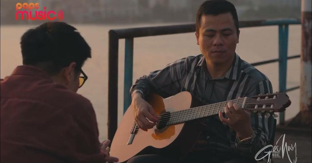 [🆕🇻🇳] OnmeLocal – 𝐒𝐨𝐦𝐞𝐭𝐡𝐢𝐧𝐠 𝐀𝐛𝐨𝐮𝐭 𝐋𝐢𝐧𝐞𝐧 𝐁𝐲 𝐎𝐍𝐌𝐄 – 𝐃𝐞𝐬𝐢𝐠𝐧 𝐈𝐧 𝐁𝐢𝐧𝐡 𝐃𝐮𝐨𝐧𝐠,𝐕𝐢𝐞𝐭𝐧𝐚𝐦 👕 Top1Fashion 👗  Cho những kỳ nghỉ thoải mái, ONME chọn sự đơn giản khi phối chiếc áo babydoll cổ V cùng chiếc quần short ngắn. Cả set trắng linen dịu mùa hè oi bức.
• Li , shares-21✔️ , likes-38❤️️ , date-2024-04-16 13:28:05🇻🇳🇻🇳🇻🇳📰🆕