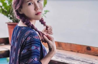 [☕️🇻🇳] Tháng 10 – October coffee – studio   🥤 Top1Coffee ☕️ THU HÀ NỘI
Thơ Cúc Họa MiHà Nội ngày…chớm Thu
Gió vồn vã quanh em ngỏ lời thương nhớ
Tay trong tay dựa vào nơi Thu thở
Chợt  , shares-0✔️ , likes-10❤️️ , date-2020-08-26 11:09:57🇻🇳🇻🇳🇻🇳📰🆕