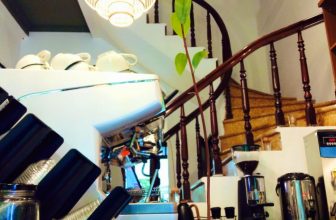 [☕️🇻🇳] ĐEN ROASTER Coffee – Tea 🥤 Top1Coffee ☕️ Công cuộc chuyển nhà cho babeĐENROASTER COFFEE & TEA
Số 37 ngõ 10 Nguyễn Văn Huyên – Cầu Giấy – Hà Nội (gầ , shares-1✔️ , likes-17❤️️ , date-2020-09-16 09:13:30🇻🇳🇻🇳🇻🇳📰🆕