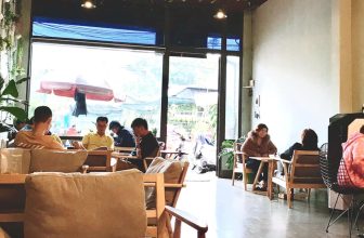 [☕️🇻🇳] 4 ĐỒNG 5 🥤 Top1Coffee ☕️ Mưa gió thế này chắc ai cũng chỉ muốn trùm mền mà ngủ đúng không? Tụi mình cũng vậy!Đang mơ màng nghi , shares-2✔️ , likes-27❤️️ , date-2020-10-11 03:03:19🇻🇳🇻🇳🇻🇳📰🆕