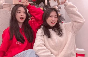 [☕️🇻🇳] A Room Café – Quán cà phê 🥤 Top1Coffee ☕️ Merry Christmas các bạn yêu
Chúc các bạn có một kì lễ giáng sinh đón năm mới đầy ngọt ngào và ấm áp .
Và đừng quên ghé A room c , shares-0✔️ , likes-41❤️️ , date-2020-12-24 06:35:44🇻🇳🇻🇳🇻🇳📰🆕