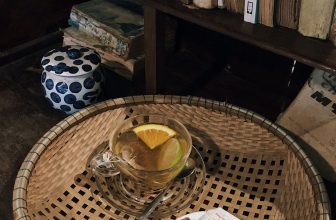 [☕️🇻🇳] 1976 Cà phê   🥤 Top1Coffee ☕️ Mưa phùn đâu mà nhiều thế. Mưa chẳng vội vã lại làm ta đầy hối hả. Có phải mưa muốn nói hộ lòng người có phải không? Muốn vội vã , shares-0✔️ , likes-8❤️️ , date-2021-01-18 01:10:01🇻🇳🇻🇳🇻🇳📰🆕