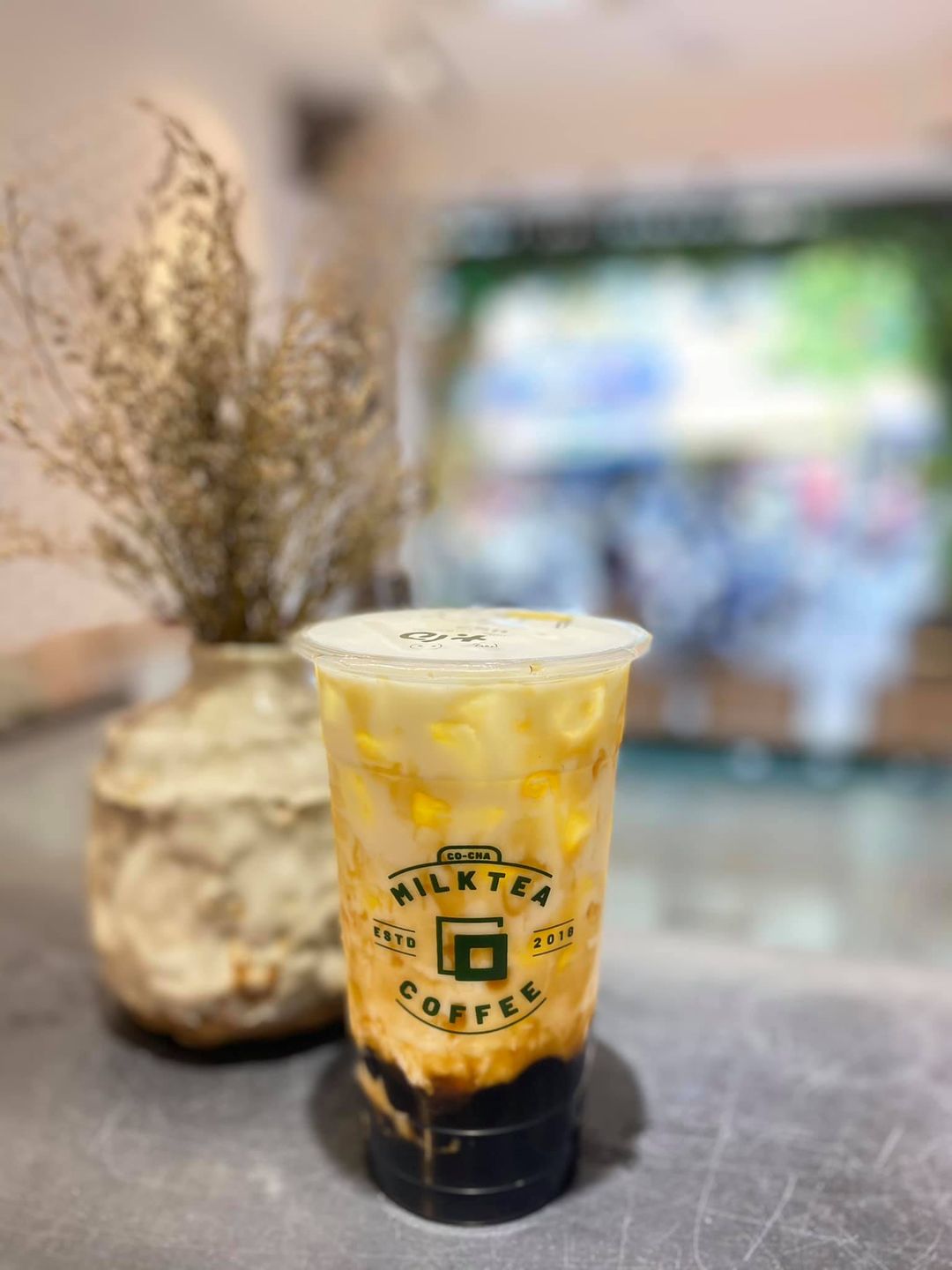 [☕️🇻🇳] COCha Milktea – coffee – Cửa hàng bán món tráng miệng · Quán cà phê · Nhà hàng 🥤 Top1Coffee ☕️  C O C H A  M I L K T E A & C O F F E E         ————TRI ÂN KHÁCH HÀNG ————   SỮA BÒ TƯƠI TRÂN CHÂU ĐƯỜNG ĐEN  Only 27k Dành  , shares-1✔️ , likes-5❤️️ , date-2021-03-24 08:40:14🇻🇳🇻🇳🇻🇳📰🆕