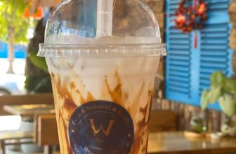 [☕️🇻🇳] 15.22 café – wine – live music 🥤 Top1Coffee ☕️ Ba đời nhà em bán sữa đậu nành đến đời e được bán ‘ Sữa Tươi Trân Châu Đường Đen ‘ rồi các bác ạ   Nhớ ghé #Wood để biết thêm về , shares-6✔️ , likes-13❤️️ , date-2021-04-30 09:20:15🇻🇳🇻🇳🇻🇳📰🆕