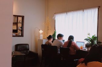 [☕️🇻🇳] Deadline Coffee 🥤 Top1Coffee ☕️ Xương thì cần khớp
Và như học sinh cần “lớp”
Lớp gì bằng ngàn lớp ” Nụ cười ”  khi chạy deadline
: Bạn Hạ Lynh
Deadline C , shares-0✔️ , likes-15❤️️ , date-2021-04-21 15:12:48🇻🇳🇻🇳🇻🇳📰🆕