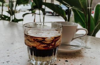 [☕️🇻🇳] White Coffee Vinh – Cafe phong cách Hàn Quốc 🥤 Top1Coffee ☕️ Lại một tuần nữa trôi qua. Ghé white coffee thưởng thức những món cafe chất riêng của quán nhé mọi người  ______________________ , shares-4✔️ , likes-68❤️️ , date-2021-05-07 02:34:55🇻🇳🇻🇳🇻🇳📰🆕