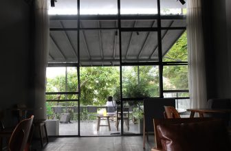 [☕️🇻🇳] D House – Coffee 🥤 Top1Coffee ☕️ Hồi đó anh rụt rè như đám cây mắc cỡ…
Gần em làm anh hồi hộp tới mức gây tắc thở :(
#Dhouse #DCoffee
#1phandinhphung
#caphe , shares-0✔️ , likes-9❤️️ , date-2021-06-14 05:27:28🇻🇳🇻🇳🇻🇳📰🆕