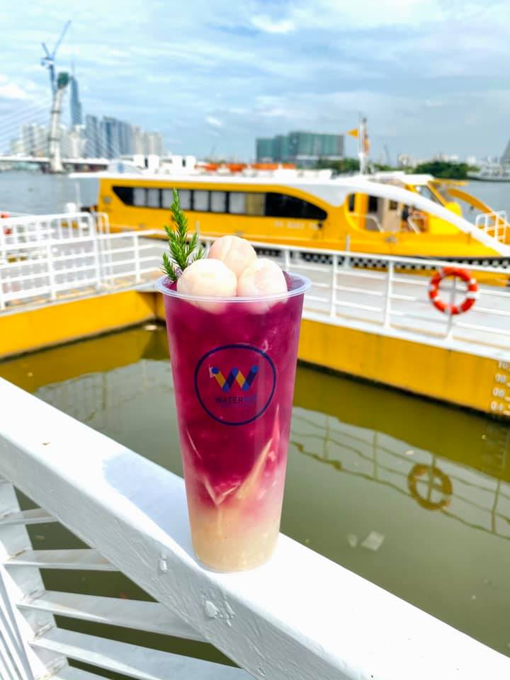 [☕️🇻🇳] 1976 Cà phê   🥤 Top1Coffee ☕️ Khi em lớn
𝐸𝑚 𝑙𝑎̣𝑖 𝑙𝑜̛̃ 𝑡𝑖𝑛 𝑠𝑎𝑖 𝑚𝑜̣̂𝑡 𝑛𝑔𝑢̛𝑜̛̀𝑖
𝐿𝑜̛̀𝑖 𝑔𝑖𝑎𝑛 𝑑𝑜̂́𝑖 𝑡𝑟𝑒̂𝑛 𝑣𝑎̀𝑛ℎ 𝑚𝑜̂𝑖
𝐸𝑚 𝑛ℎ𝑎̣̂𝑛 𝑟𝑎 𝑡𝑟𝑎́𝑖 𝑡𝑖𝑚 𝑒𝑚
𝑉𝑜̛̃ 𝑙𝑎̀𝑚 đ𝑜̂𝑖
Cùng 7 , shares-0✔️ , likes-14❤️️ , date-2021-06-27 12:45:50🇻🇳🇻🇳🇻🇳📰🆕