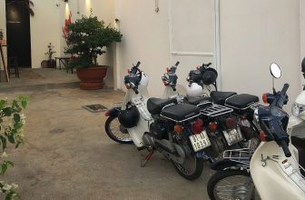 [☕️🇻🇳] măng 🥤 Top1Coffee ☕️ good news!
ngày mai thứ năm măng mở cửa lại từ bảy rưỡi sáng nha mọi người ơi! ngắn gọn vậy thôi giờ mừng quá tui phải lau bàn  , shares-1✔️ , likes-143❤️️ , date-2021-08-11 12:33:25🇻🇳🇻🇳🇻🇳📰🆕