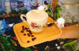 [☕️🇻🇳] Koi Coffee – Koi Cafe – điểm đến của mọi nhà 🥤 Top1Coffee ☕️ Một mùa đông ghé qua đây,
kéo ngàn nỗi nhớ trong mây xám trời.
sao em không nói đôi lời?
để tôi an dạ giữa đời mênh mông?Không , shares-0✔️ , likes-16❤️️ , date-2021-11-15 02:58:41🇻🇳🇻🇳🇻🇳📰🆕