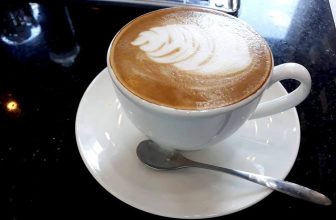 [☕️🇻🇳] D’ Coffee – Không gian thoải mái, menu  phong phú và đa dạng  🥤 Top1Coffee ☕️ “Đừng thấy biển im lặng mà nghĩ lòng đại dương không có sóng
Biết những đợt sóng ngầm mới hiểu được tâm sự của đại dương”
#Capu , shares-1✔️ , likes-3❤️️ , date-2018-01-09 12:49:00🇻🇳🇻🇳🇻🇳📰🆕