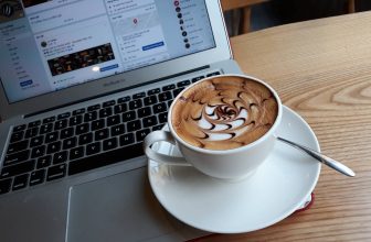 [☕️🇻🇳] D’ Coffee – Không gian thoải mái, menu  phong phú và đa dạng  🥤 Top1Coffee ☕️ – CAPUCHINO –
Không biết từ lúc nào tôi đã nghiện cái vị đắng của cà phê, cái vị lạnh của đá và 1 chút mặn của muối và rồi lại l , shares-3✔️ , likes-9❤️️ , date-2018-01-05 00:21:00🇻🇳🇻🇳🇻🇳📰🆕