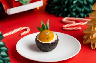 [☕️🇻🇳] A’dor Café 🥤 Top1Coffee ☕️ Christmas time and I’m feelin’ pine.  ——————————
a’dor café.
Toà nhà Orchid 2, Hado Centrosa Garden,
118 Đường 3/2, Quận 10,  , shares-0✔️ , likes-8❤️️ , date-2021-12-24 02:22:57🇻🇳🇻🇳🇻🇳📰🆕