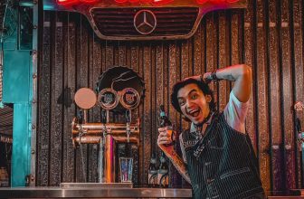 [☕️🇻🇳] Root Coffee Roastery 🥤 Top1Coffee ☕️ Chào người anh em
See you soon!
– The Old Man –
#rootcoffeeroastery
#theoldman
#gentlemenN$Room #NgôQuyềnsố43
, shares-0✔️ , likes-25❤️️ , date-2022-01-16 09:49:29🇻🇳🇻🇳🇻🇳📰🆕