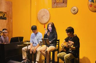 [☕️🇻🇳] Đèn Coffee 🥤 Top1Coffee ☕️ Một số hình ảnh của các bạn giao lưu với band nhạc đêm Chủ Nhật ngày 1/5
Kèm theo video full hd không che, chi tiết dưới cmt
, shares-0✔️ , likes-106❤️️ , date-2022-05-02 03:24:42🇻🇳🇻🇳🇻🇳📰🆕