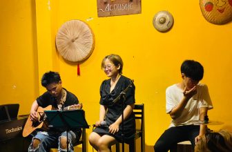 [☕️🇻🇳] Đèn Coffee 🥤 Top1Coffee ☕️ Sân khấu của ĐÈN hôm qua quá xinh đẹp và máu lửa
—————————————————————
𝐀𝐂𝐎𝐔𝐒𝐓𝐈𝐂 𝐋𝐈𝐕𝐄 – 𝐌𝐚̃𝐢 𝐦𝐚̃𝐢 𝟏 𝐭𝐢̀𝐧𝐡 𝐲𝐞̂𝐮
20h Hôm nay – Ch , shares-0✔️ , likes-75❤️️ , date-2022-05-15 01:40:16🇻🇳🇻🇳🇻🇳📰🆕