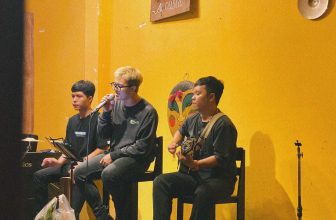 [☕️🇻🇳] Đèn Coffee 🥤 Top1Coffee ☕️ ʏêᴜ ʟà ᴘʜảɪ ɴóɪ
ɴʜư đóɪ ʟà ᴘʜảɪ ăɴ
Ăɴ ʟà ᴘʜảɪ ᴜốɴɢ
ᴜốɴɢ ʟà ᴘʜảɪ ᴛớɪ Đèɴ
—
𝐆𝐮𝐢𝐭𝐚𝐫: 𝐂𝐡𝐮 𝐇𝐚̉𝐢 𝐏𝐡𝐢 𝐊𝐡𝐚𝐧𝐡
𝐂𝐚𝐣𝐨𝐧:  𝐐𝐮𝐨̂́𝐜 𝐇𝐮̛𝐧𝐠
𝐏𝐢 , shares-1✔️ , likes-13❤️️ , date-2022-06-19 05:46:33🇻🇳🇻🇳🇻🇳📰🆕