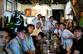 [☕️🇻🇳] Root Coffee Roastery 🥤 Top1Coffee ☕️ Điều gì hấp dẫn Minh Tốc và Lam, Chillies, Dalab đến ROOT
Là cafe va nhạc của chúng tôi
#43ngoquyen
#rootcafe
#theoldman
#cr , shares-0✔️ , likes-42❤️️ , date-2022-06-27 14:37:57🇻🇳🇻🇳🇻🇳📰🆕