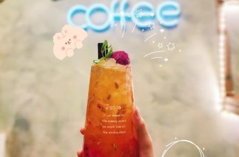 [☕️🇻🇳] GreenHouse coffee & tea 🥤 Top1Coffee ☕️ 𝘕𝑜́𝘯𝘨 𝘤𝑢̃𝘯𝘨 𝘭𝑎̀ 𝘵𝘳𝑎̀, 𝘭𝑎̣𝘯𝘩 𝘤𝑢̃𝘯𝘨 𝘭𝑎̀ 𝘵𝘳𝑎̀….
…….𝘕𝑜́𝘯𝘨 𝘵𝘩𝑖̀ 𝘩𝑢̛𝑜̛𝘯𝘨 𝘵𝘰𝑎̉, 𝘯𝘨𝘶𝑜̣̂𝘪 𝘵𝘩𝑖̀ 𝘩𝑢̛𝑜̛𝘯𝘨 𝘣𝘢𝘺
2/9 m đến Green House uống t , shares-0✔️ , likes-1❤️️ , date-2022-09-02 04:30:01🇻🇳🇻🇳🇻🇳📰🆕