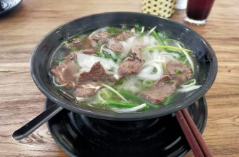 [☕️🇻🇳] Nam Phong Coffee – Tea🥤 Top1Coffee ☕️ NAM PHONG COFFEE VÂN ĐỒN KHAI TRƯƠNG ĂN SÁNG.Các món ăn sáng gồm:
1. Phở Bò
2. Bánh mỳ Bittet bò chảo gangNgoài ra, quán cò , shares-59✔️ , likes-103❤️️ , date-2022-09-06 07:54:15🇻🇳🇻🇳🇻🇳📰🆕