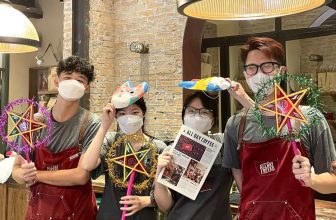 [☕️🇻🇳] All Day Coffee 🥤 Top1Coffee ☕️ Trung thu ngày bé, háo hức khi thấy cả con phố giăng đèn, rủ đám trẻ con rong ruổi chạy theo tiếng trống lân văng vẳng từ xa. Ng , shares-0✔️ , likes-43❤️️ , date-2022-09-09 04:34:05🇻🇳🇻🇳🇻🇳📰🆕