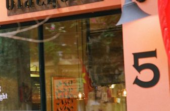 [☕️🇻🇳] Blackbird Coffee 🥤 Top1Coffee ☕️ Xin chào các bạn. Như thường lệ, hôm nay cửa hàng Chân Cầm xin phép đóng cửa từ 17:00 để bảo dưỡng và hoạt động nội bộ hàng thán , shares-0✔️ , likes-20❤️️ , date-2022-09-21 04:59:15🇻🇳🇻🇳🇻🇳📰🆕