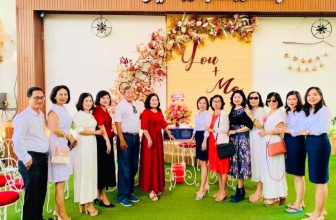 [☕️🇻🇳] Coffee HUỲNH HƯƠNG 🥤 Top1Coffee ☕️ “𝗧𝗵𝘂𝘆𝗲̂̀𝗻 𝘃𝗲̂̀ 𝗰𝗼́ 𝗻𝗵𝗼̛́ 𝗯𝗲̂́𝗻 𝘁𝗿𝗮̆𝗻𝗴
𝗕𝗲̂́𝗻 𝘁𝗵𝗶̀ 𝟭 𝗱𝗮̣ 𝗸𝗵𝗮̆𝗻𝗴 𝗸𝗵𝗮̆𝗻𝗴 đ𝗼̛̣𝗶 𝘁𝗵𝘂𝘆𝗲̂̀𝗻.”
Đầu tuần tràn đầy năng lượng bên ly cafe  , shares-0✔️ , likes-16❤️️ , date-2022-10-10 02:27:30🇻🇳🇻🇳🇻🇳📰🆕