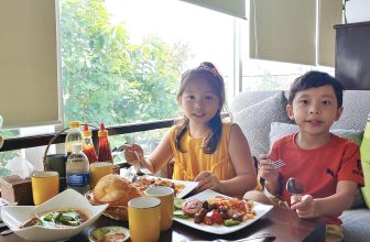 [☕️🇻🇳] Seaside Cafe 🥤 Top1Coffee ☕️ Mời cả nhà dùng bữa cùng tụi con ạ!
#ComboBò lúc lắc và bánh mì bò kho ngon hết xẩy. Tuyệt vời luônnnn
______________________
, shares-1✔️ , likes-21❤️️ , date-2022-10-19 03:43:49🇻🇳🇻🇳🇻🇳📰🆕