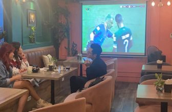 [☕️🇻🇳] PINK Cafe 37 Nguyễn Văn Huyên 🥤 Top1Coffee ☕️ Hãy đến Pink để ko bỏ lỡ những trận cầu nảy lửa nhé
#Worldcup2022
, shares-0✔️ , likes-10❤️️ , date-2022-11-22 10:20:20🇻🇳🇻🇳🇻🇳📰🆕