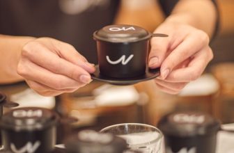 [☕️🇻🇳] OiA Coffee 🥤 Top1Coffee ☕️ Với những ai uống được cà phê nguyên chất, chẳng có gì sánh bằng một ly cà phê đen nóng vào buổi sáng đầu đông. Cà phê ngon sẽ k , shares-0✔️ , likes-5❤️️ , date-2022-12-30 02:05:02🇻🇳🇻🇳🇻🇳📰🆕