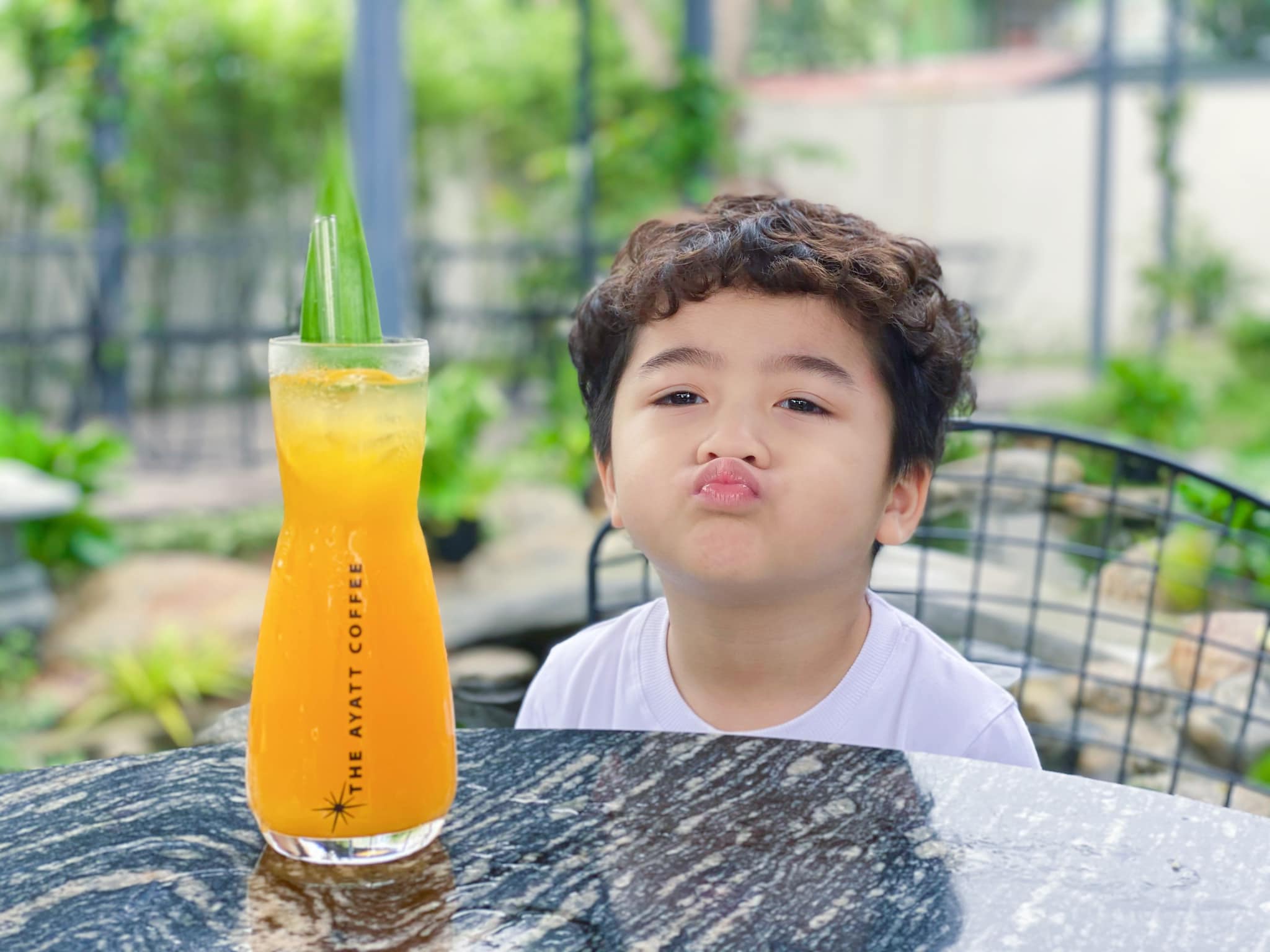 [☕️🇻🇳] La Farine 🥤 Top1Coffee ☕️ “𝐒𝐞𝐧𝐝𝐢𝐧𝐠 𝐭𝐡𝐢𝐬 𝐭𝐨 𝐨𝐮𝐫 𝐩𝐫𝐞𝐭𝐭𝐲”Cũng nhân dịp 8.3, chúng mình không quên gửi lời chúc đến các cô gái của La Farine. Cảm ơn các cô  , shares-0✔️ , likes-30❤️️ , date-2023-03-09 14:05:17🇻🇳🇻🇳🇻🇳📰🆕