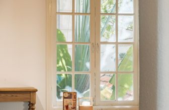 [☕️🇻🇳] OiA Coffee 🥤 Top1Coffee ☕️ Cuối tuần, trời hửng dần với ánh lắng le lói xuyên qua tán lá bàng non chiếu xuống mặt đường vẫn ẩm hơi sương đọng lại ban sáng. , shares-0✔️ , likes-8❤️️ , date-2023-03-18 04:00:04🇻🇳🇻🇳🇻🇳📰🆕