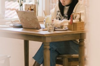 [☕️🇻🇳] OiA Coffee 🥤 Top1Coffee ☕️ Phải nói thực, đến OiA ngồi làm việc cũng thích mê như là ghé hẹn hò vậy.Không gian rộng và nhiều cửa sổ lớn trong khuôn nhà  , shares-0✔️ , likes-14❤️️ , date-2023-04-05 05:56:27🇻🇳🇻🇳🇻🇳📰🆕