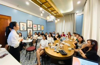 [☕️🇻🇳] The Ayatt Coffee  🥤 Top1Coffee ☕️ RỘN RÀNG NGÀY HỘI MAKE UP CHO NÀNG CÔNG SỞ TẠI AYATT COFFEE.!
————————————–
𝗧𝗵𝗲 𝗔𝘆𝗮𝘁𝘁 𝗖𝗼𝗳𝗳𝗲𝗲 – 𝗧𝗵𝘂̛́𝗰 , shares-0✔️ , likes-19❤️️ , date-2023-04-07 12:36:40🇻🇳🇻🇳🇻🇳📰🆕