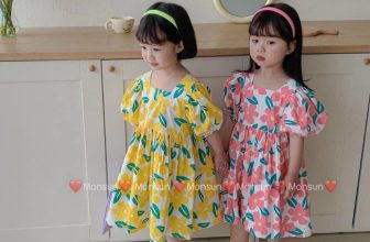 [🆕🇻🇳] Mylano – Thời trang xuất khẩu cho bé 😎❤️️⭐️ MYLANO SHOPMã váy chỉ cần nhìn màu đã thấy hè rùi đó ạ, mẹ sắm cho con đi bỉn cũng xinh lắm
Chất thô mềm, mát bé mặc không nóng đâu ạ
Dáng cổ vuông tay b , shares-0✔️ , likes-3❤️️ , date-2023-04-13 03:15:48🇻🇳🇻🇳🇻🇳📰🆕