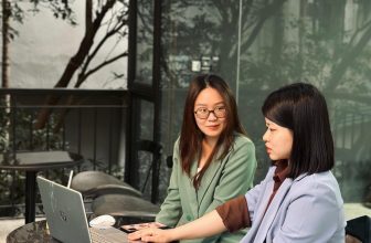 [☕️🇻🇳] La Farine 🥤 Top1Coffee ☕️ “𝐁𝐚̣𝐧 𝐭𝐡𝐚̂𝐧 𝐜𝐮̉𝐚 𝐤𝐡𝐮 𝐯𝐮̛𝐨̛̀𝐧 𝐱𝐚𝐧𝐡”Không biết bằng cách nào Minh Phương với Cheesy  biết tới chúng mình. Chỉ biết là ngày nào k , shares-1✔️ , likes-13❤️️ , date-2023-04-19 14:15:23🇻🇳🇻🇳🇻🇳📰🆕